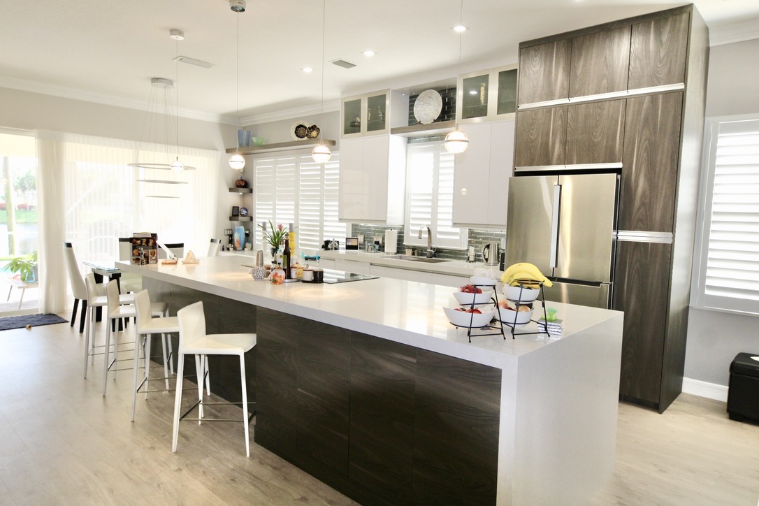 Airy Modern UltraCraft Cabinets with Quartz Countertops
