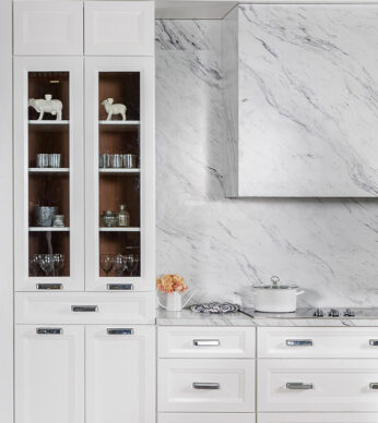 Allure Onyx White Two Tone Wood Kitchen Cabinets