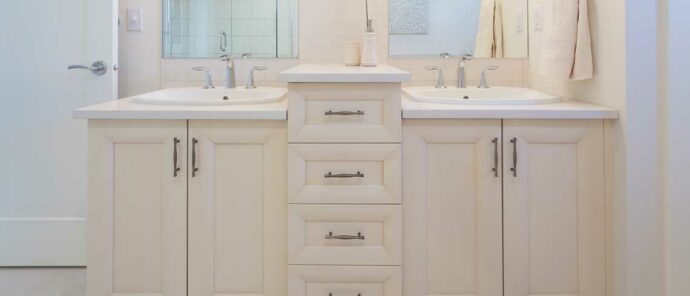 Auburn Featured White Bathroom Cabinet