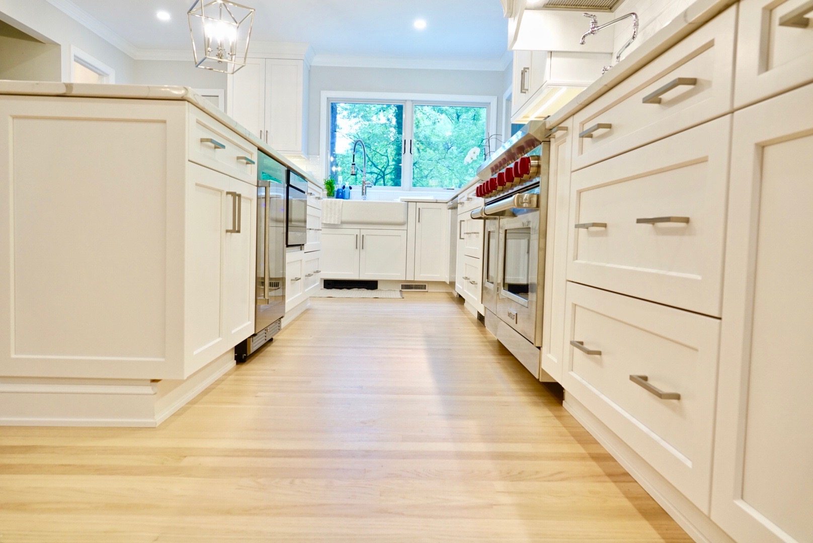 Beautiful White Custom Kitchen Cabinets