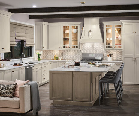 Bryant Featured Off White Kitchen Cabinets