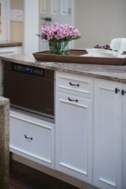 Frisco White Wood Kitchen Cabinets