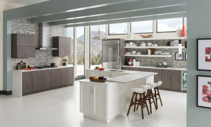 Oakland Park Contemporary Two Tone Kitchen Cabinets