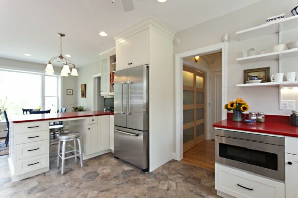 Plainview Contemporary White Wood Kitchen Cabinets