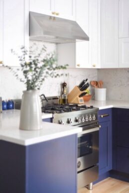Shaker Featured Blue Two Tone Wood Kitchen Cabinets