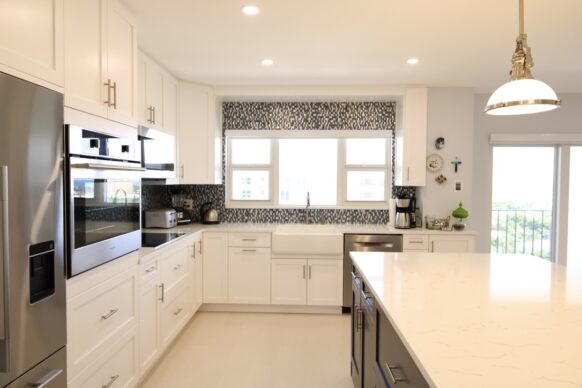 Sleek Modern Kitchen Cabinets and Quartz Countertops