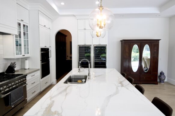 Transitional Decora Kitchen Cabinets with White Counter