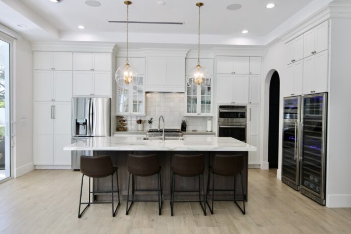 Transitional Decora Kitchen Cabinets with White Countertop